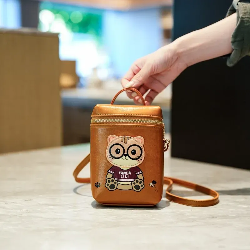 Tas Selempang Wanita Bahan PU Sintetis Motif Print Bentuk Kotak Tali Panjang Model Minimalis