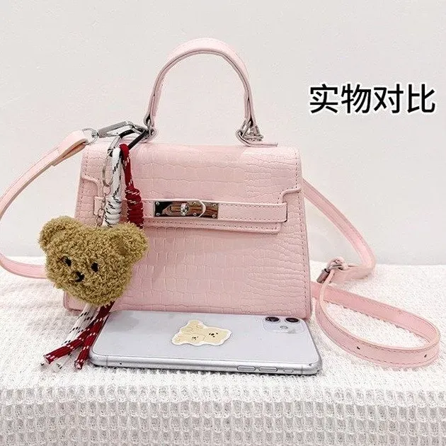 Tas Tote Wanita Bahan PU Sintetis Polos Warna Hitam Bentuk Kotak Tali Lebar Grosir Import