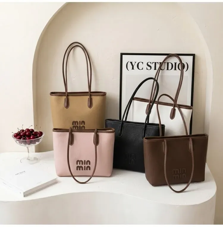 Tas Tote Wanita Bahan PU Sintetis Polos Warna Hitam Bentuk Kotak Tali Lebar Grosir Import