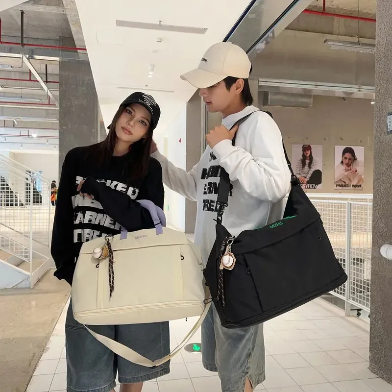 Tas Selempang Wanita Bahan Nylon Polos Bentuk Kotak Tali Panjang Resleting Grosir Import