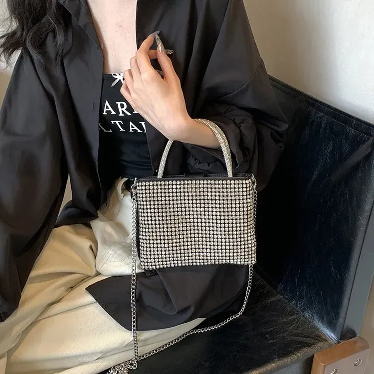 Tas Selempang Wanita Bahan PU Sintetis Motif Print Warna Silver Bentuk Kotak Grosir Import