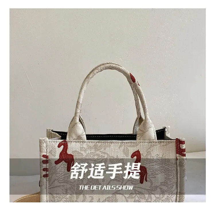 Tas Selempang Wanita Bahan Kain Motif Print Warna Merah Bentuk Kotak Tali Grosir Import