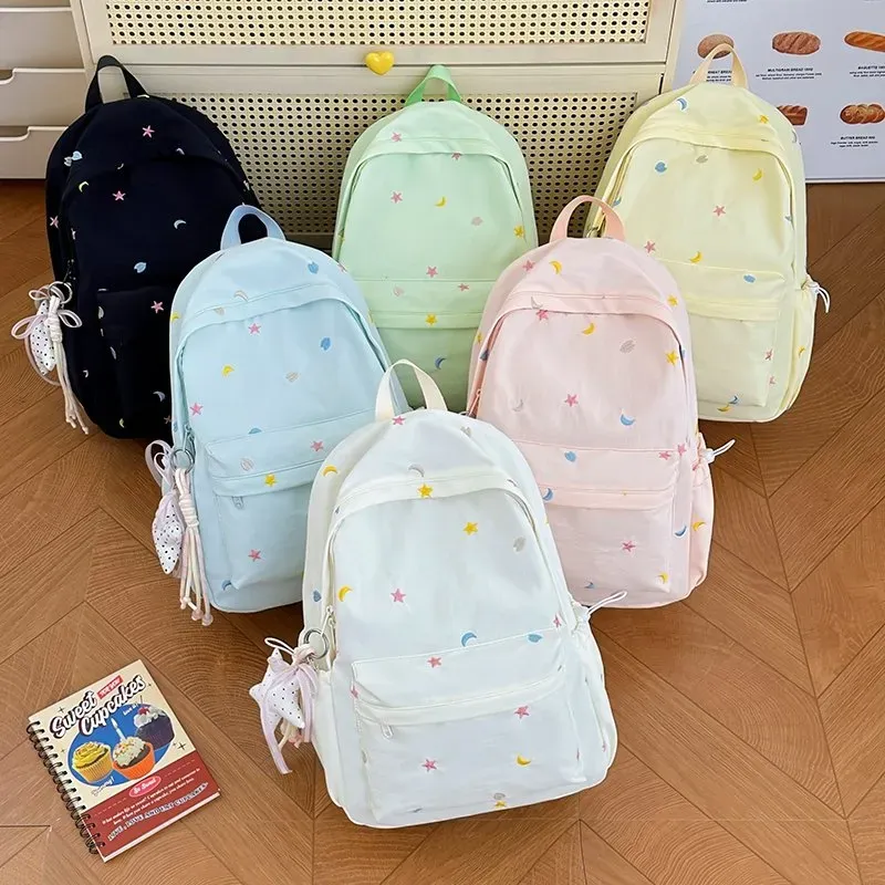 Tas Ransel Wanita Bahan Nylon Motif Print Warna Hitam Bentuk Kotak Tali Lebar Bahan Kanvas