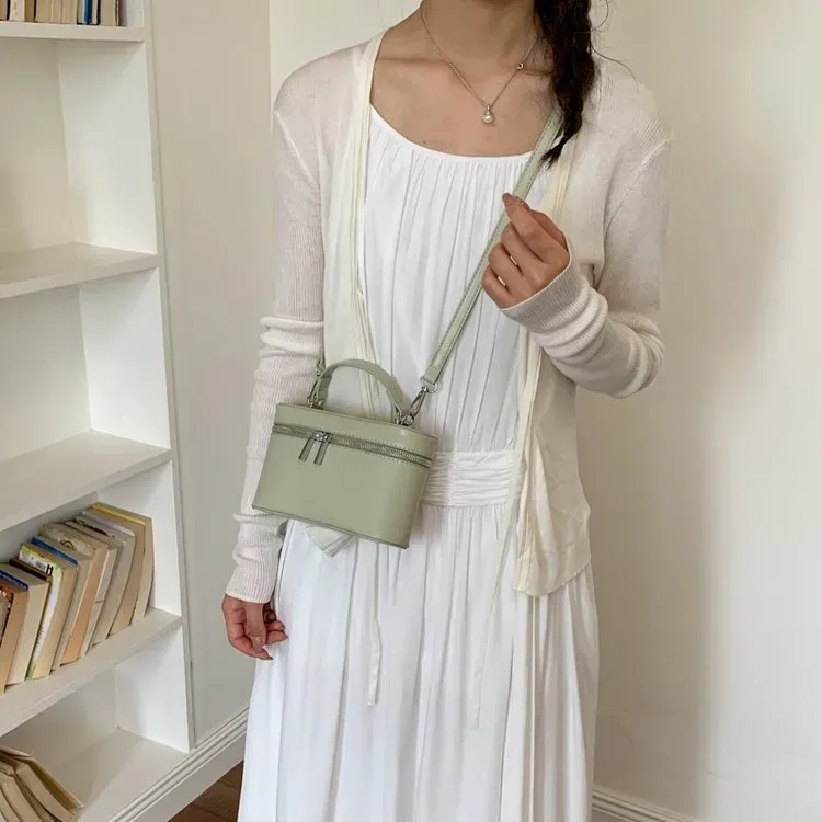 Tas Selempang Wanita Bahan PU Sintetis Polos Warna Hitam Bentuk Kotak Tali Stok Grosir