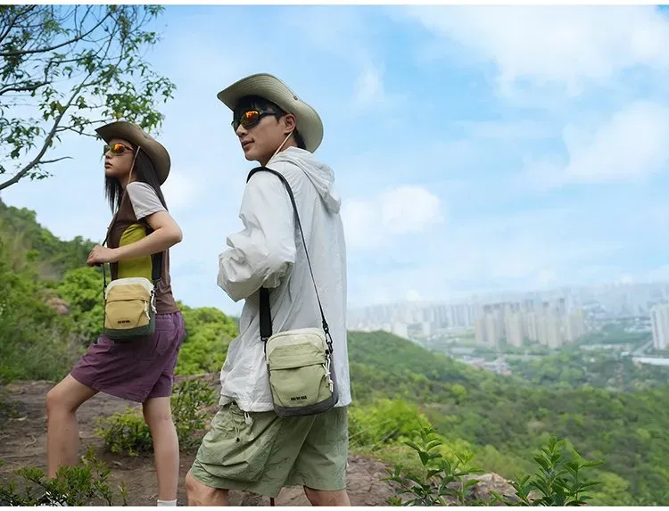 Tas Selempang Pria Bahan Nylon Polos Warna Abu-Abu Bentuk Kotak Tali Panjang Harga Grosir