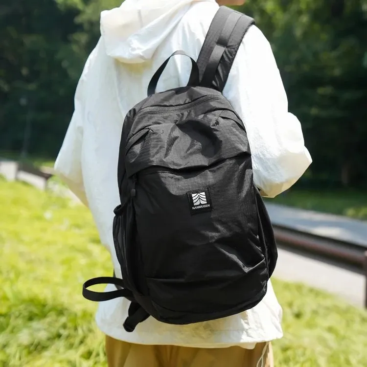 Tas Ransel Wanita Bahan Nylon Polos Warna Hitam Bentuk Kotak Tali Lebar Resleting untuk Travel