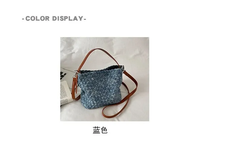 Tas Selempang Wanita Bahan PU Sintetis Tekstur Anyam Warna Biru Bentuk Kotak Grosir Import