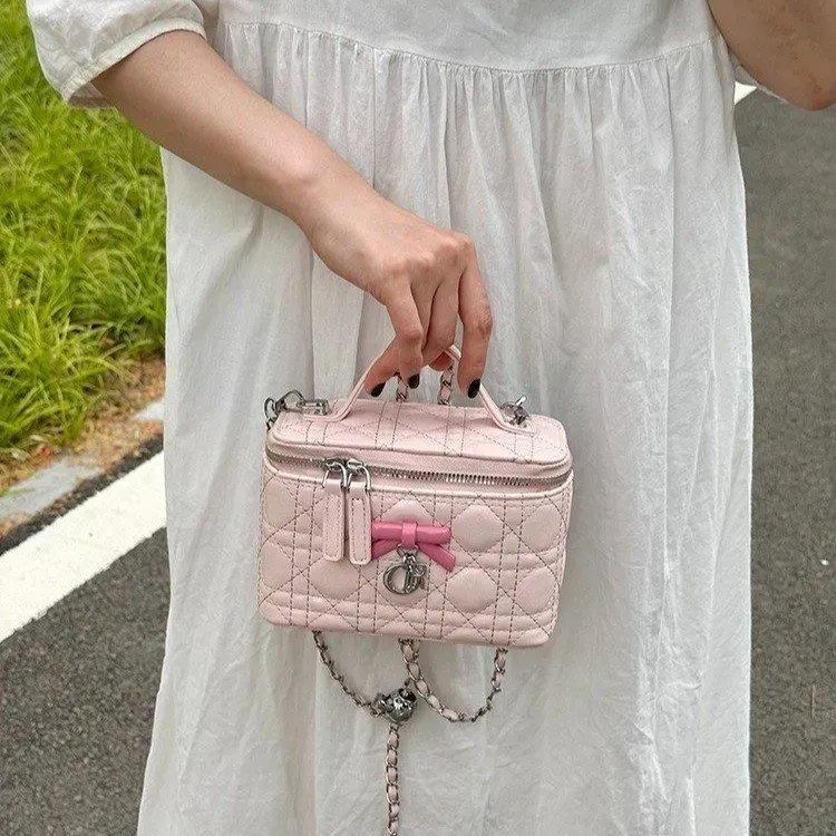 Tas Selempang Wanita Bahan PU Sintetis Model Quilted Warna Hitam Bentuk Kotak Resleting Grosir