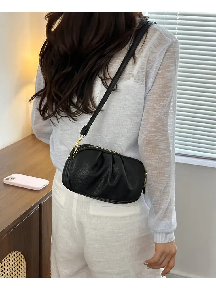 Tas Selempang Wanita Bahan PU Sintetis Polos Bentuk Kotak Tali Panjang Resleting Model