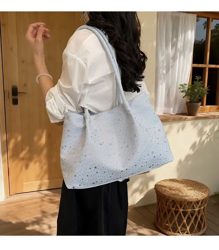 Tas Selempang Wanita Bahan Kanvas Motif Print Warna Biru Bentuk Kotak Tali Lebar Grosir Import