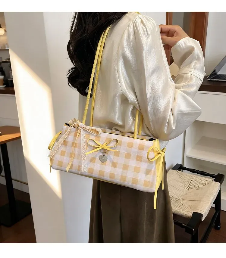 Tas Selempang Wanita Bahan PU Sintetis Motif Polkadot Warna Kuning Bentuk Kotak Grosir Import