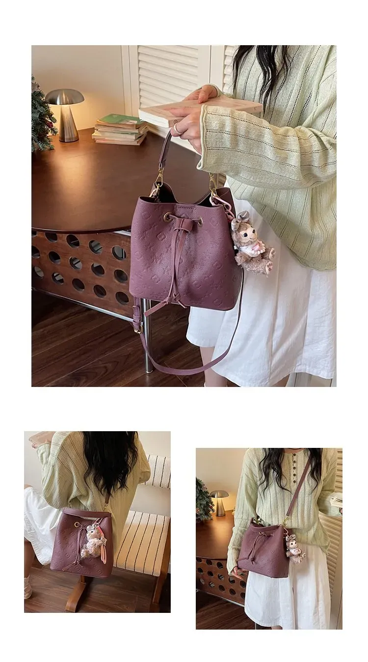 Tas Bucket Wanita Bahan PU Sintetis Motif Print Warna Merah Bentuk Kotak Tali Grosir Import