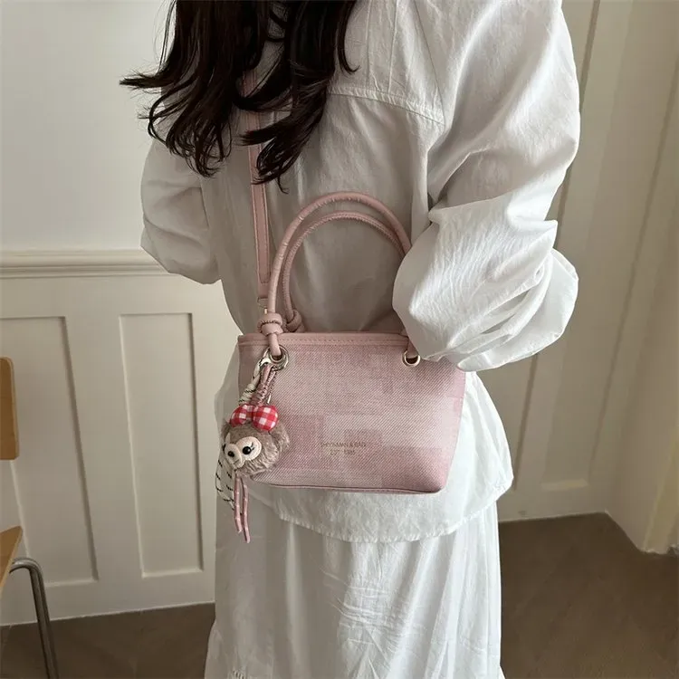Tas Selempang Wanita Bahan PU Sintetis Motif Print Warna Pink Bentuk Kotak Tali untuk Jualan
