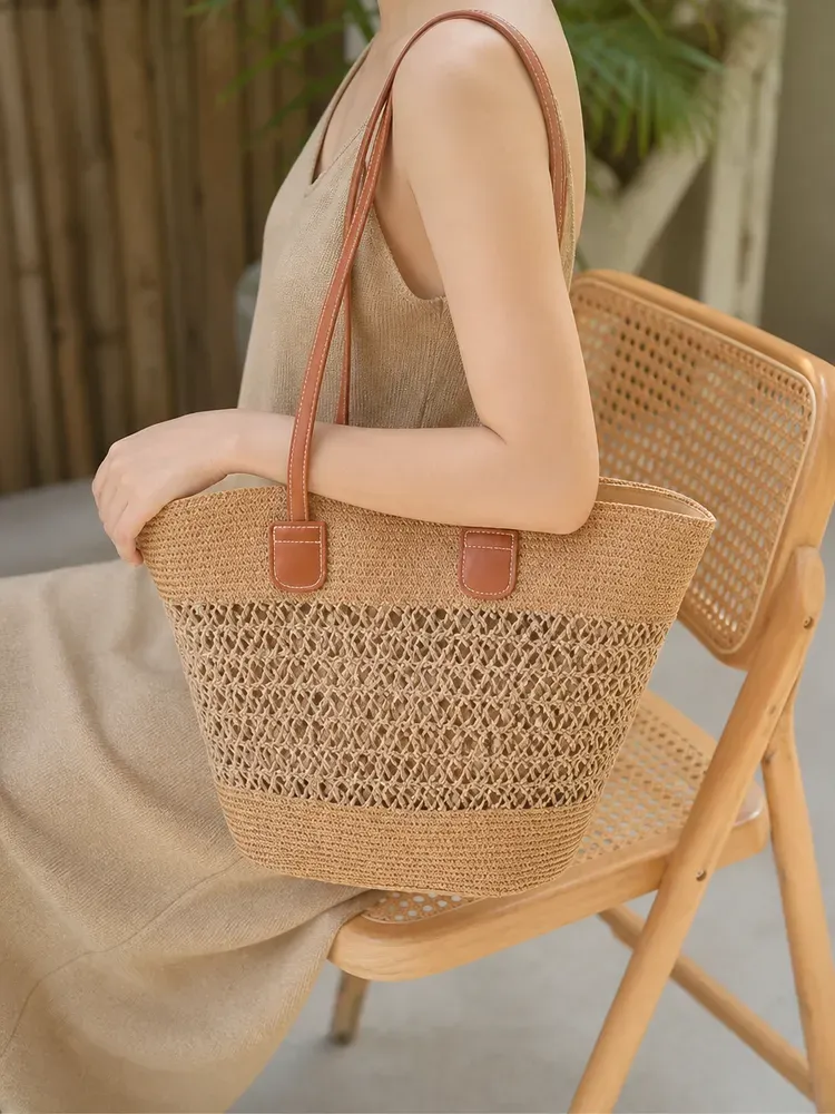 Tas Bucket Wanita Bahan PU Sintetis Tekstur Anyam Warna Putih Bentuk Bucket Tali Grosir Import