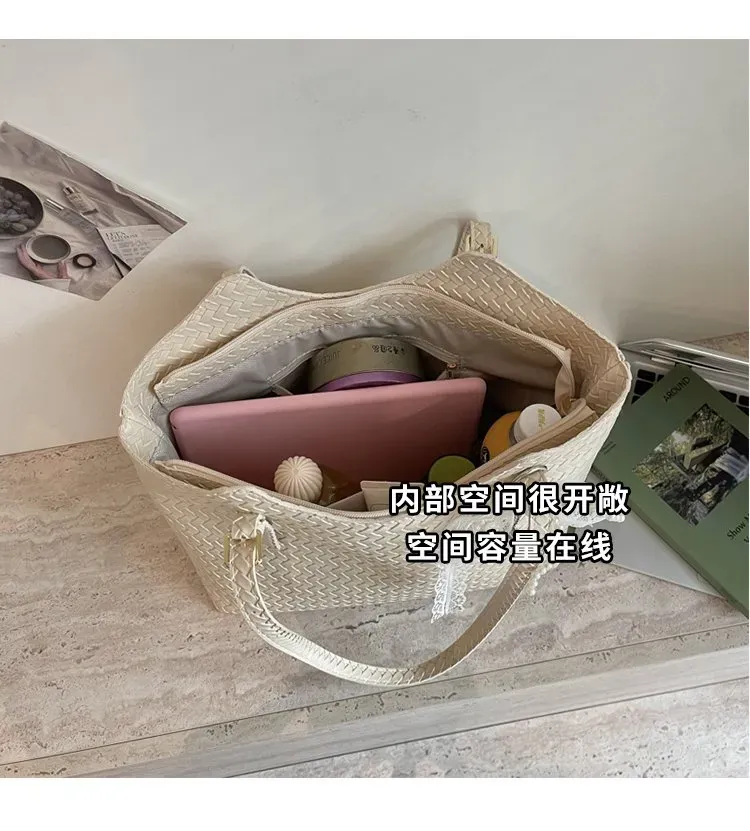 Tas Selempang Wanita Bahan PU Sintetis Tekstur Anyam Bentuk Kotak Tali Lebar Grosir Import
