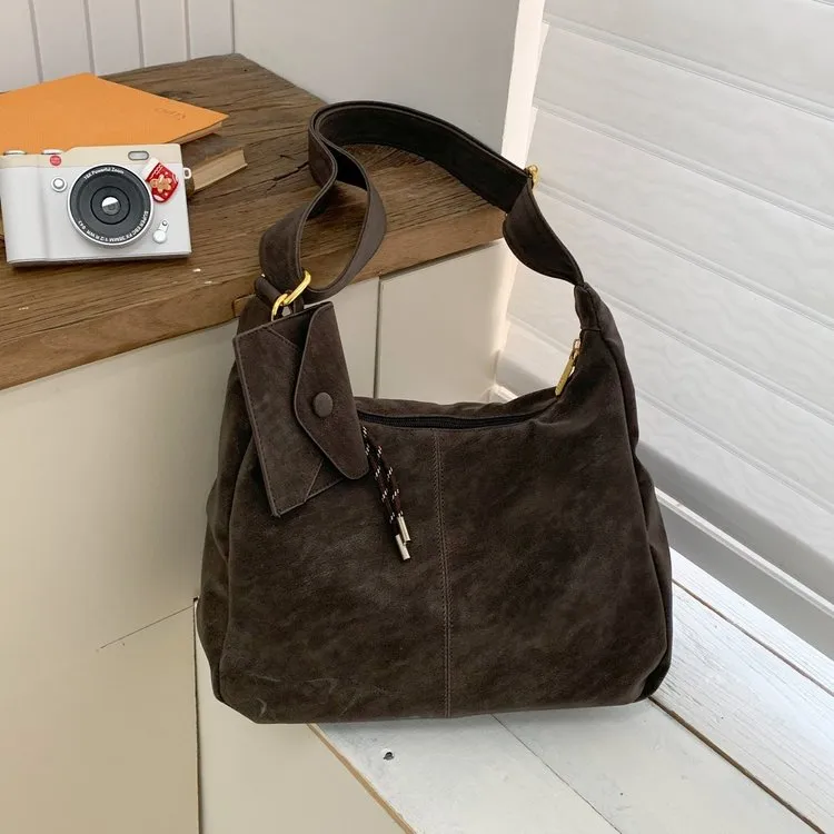 Tas Selempang Wanita Bahan PU Sintetis Tekstur Halus Grosir